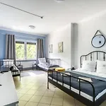 Hostel Stara Praga Krokodyl Warsaw Rooms&Dorms-Praga Południe