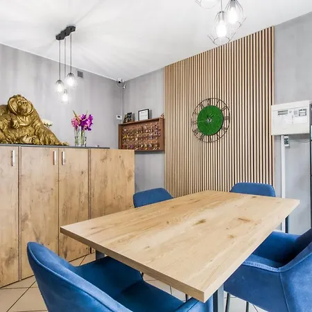 Stara Praga Krokodyl Rooms&dorms-praga Poludnie Hostel Βαρσοβία