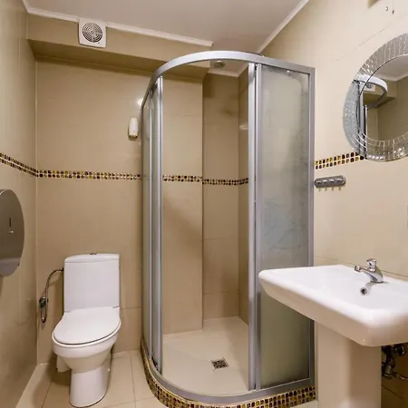 Hostel Stara Praga Krokodyl Rooms&dorms-praga Poludnie Βαρσοβία