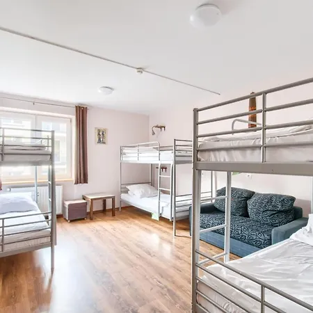 Krokodyl-stara Praga -czapelska 24 Auberge de jeunesse *