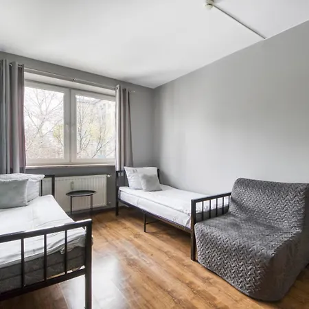 Stara Praga W Warszawie -family&cozy Atmosphere Hostel