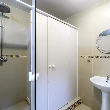 Noclegi Krokodyl-Stara Praga Hostal Varsovia