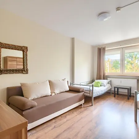 Stara Praga Krokodyl Rooms&dorms-praga Poludnie Varsovie