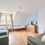 Noclegi Krokodyl-Stara Praga Varsovia