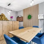 Stara Praga Krokodyl Warsaw Rooms&Dorms-Praga Poludnie Hostel Warschau