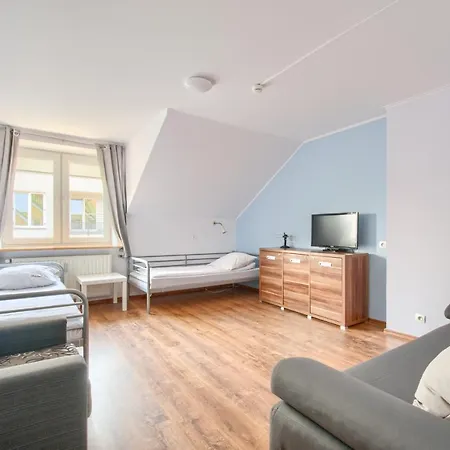 Stara Praga Krokodyl Rooms&dorms-praga Poludnie Varsovia
