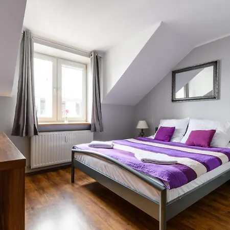 Vandrarhem Krokodyl-stara Praga -czapelska 24 *