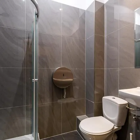 Hostal Stara Praga Krokodyl Rooms&dorms-praga Poludnie *